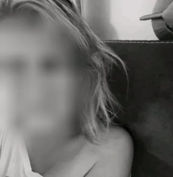 Carina, 36