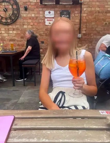Celina, 26