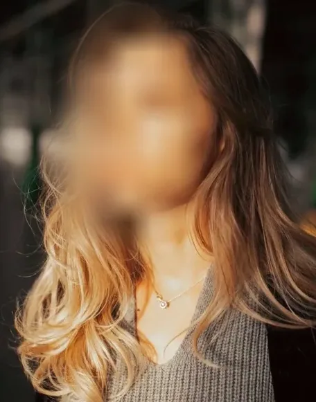 Isabell, 40