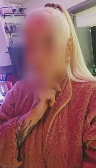 Jacqueline, 34