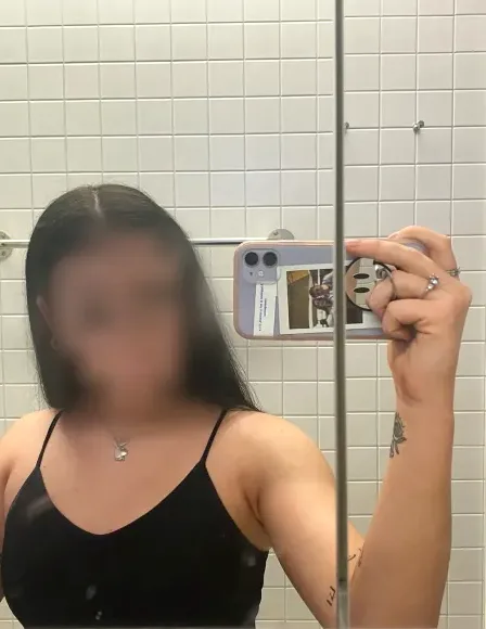 Kathleen, 26