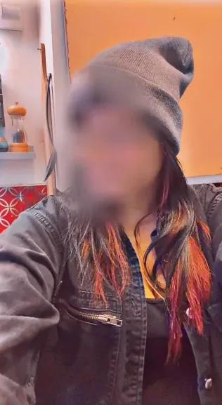 Malin, 32