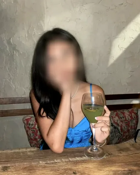 Merve, 19