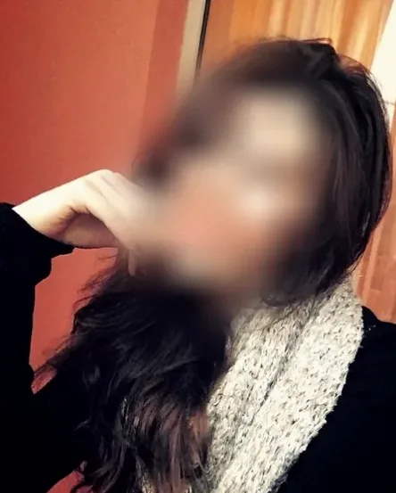 Nina, 28