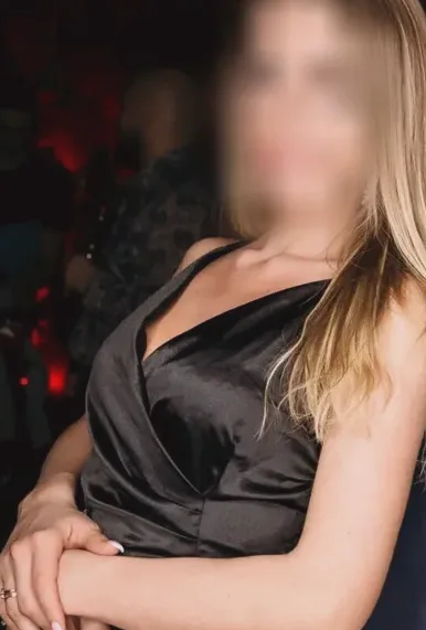 Sina, 35