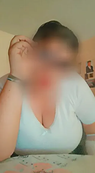 Sophia, 35