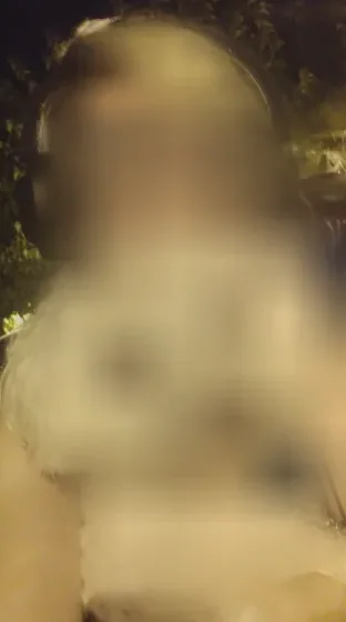 Yvonne, 22
