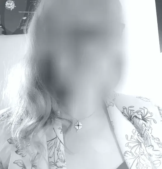 Zeynep, 34